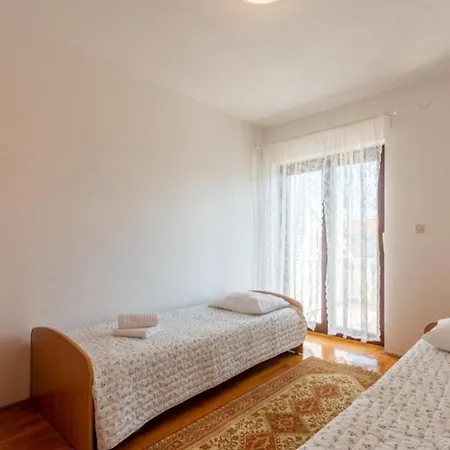Lea & Eva 150 Meters From The Sandy - By Ta Leut Agency * Privlaka (Zadar)