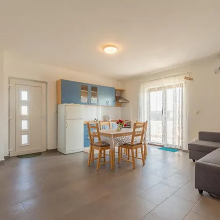 Lea & Eva 150 Meters From The Sandy - By Ta Leut Agency Apartman Privlaka
