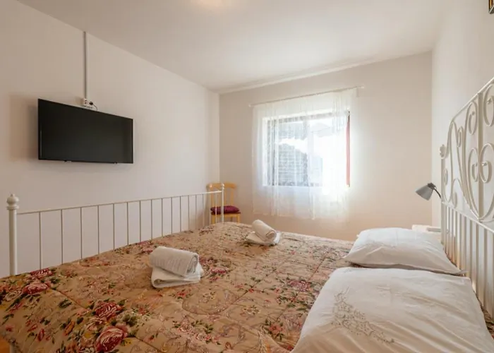 Apartment Lea & Eva 150 Meters From The Sandy - By Ta Leut Agency Privlaka (Zadar)